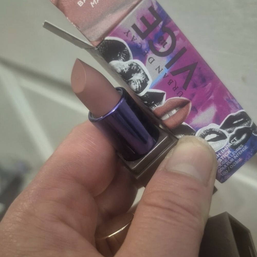 Urban Decay Vice Lipstick - Matte Mauve - Picture 4 of 8